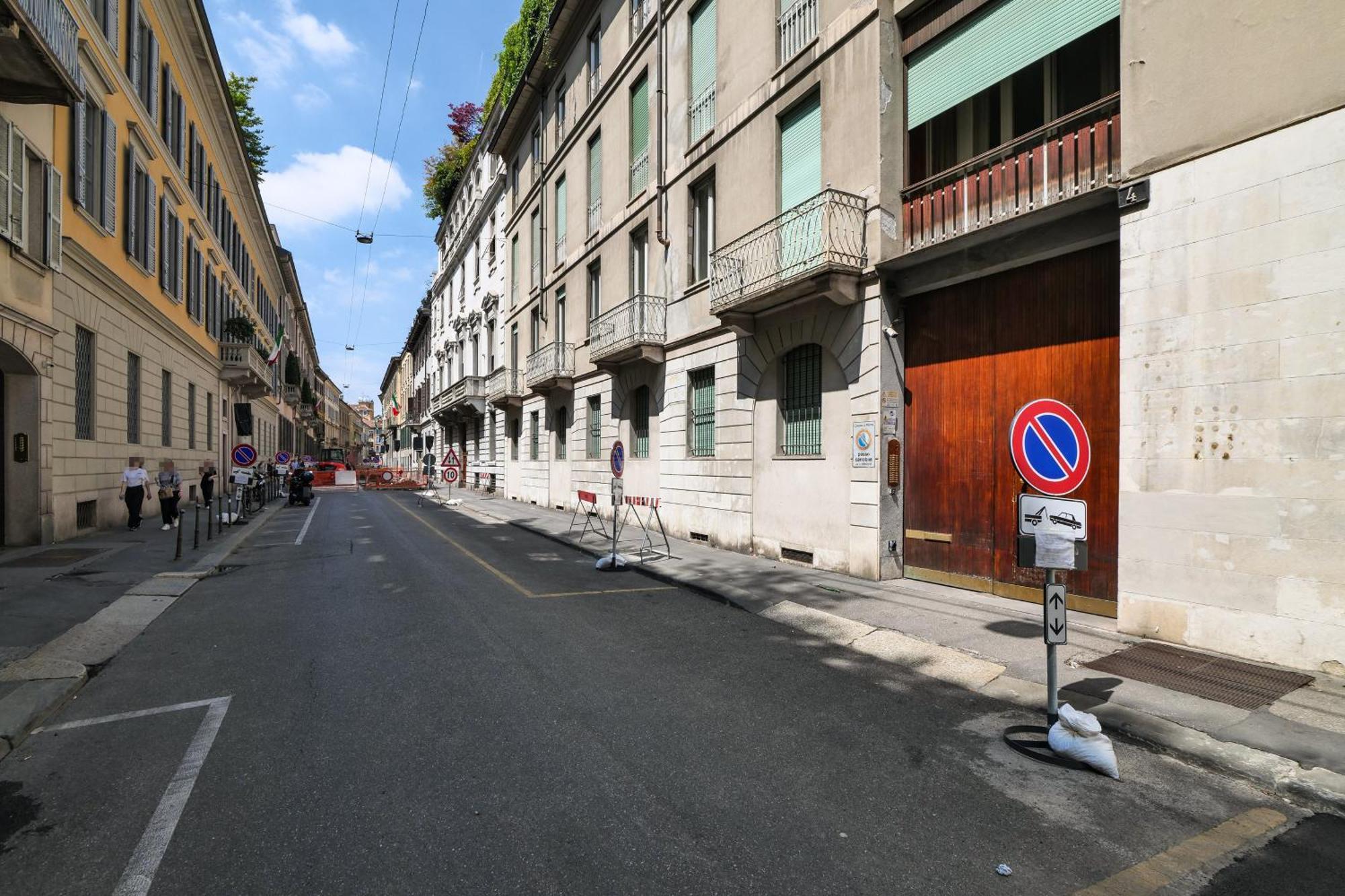 Prestige Boutique - Montenapoleone Mailand